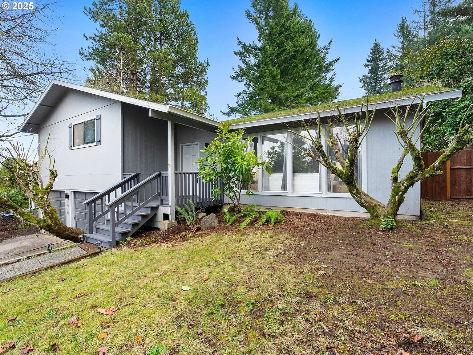 1010 Marylhurst Dr - Thumbnail 2