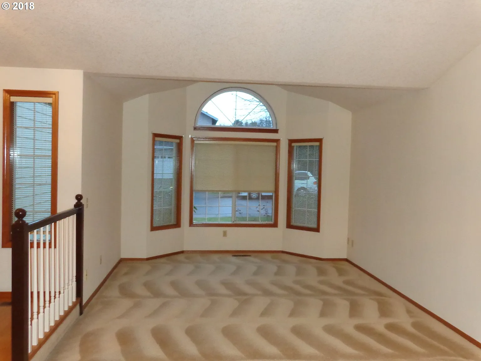 12348 SW Millview Ct - Thumbnail 4
