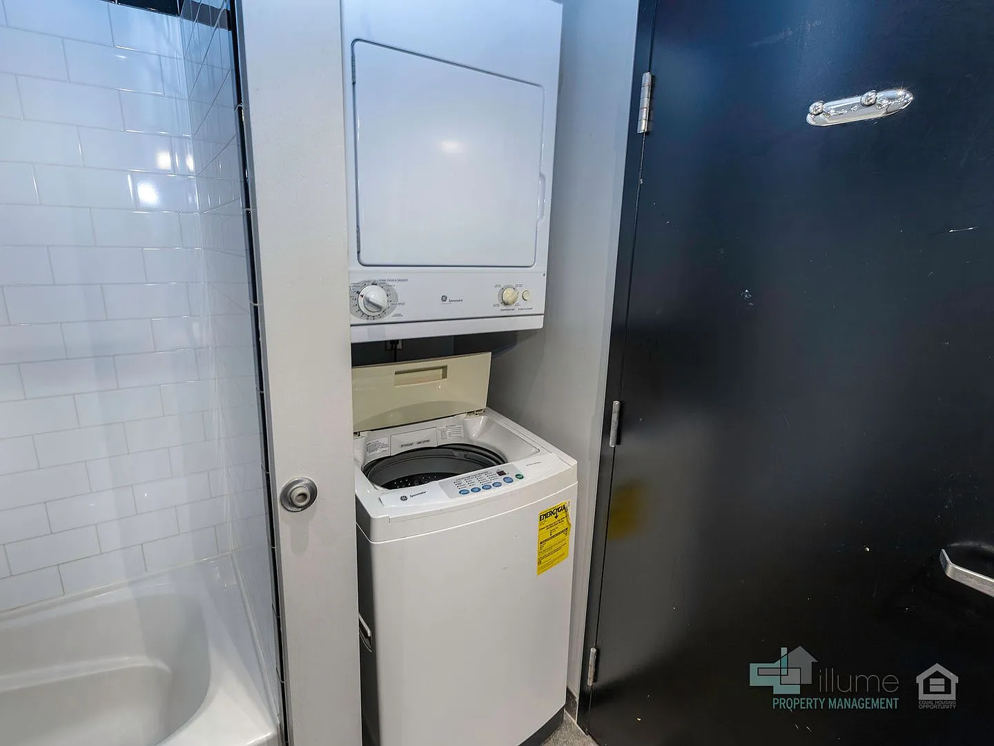 1410 SW 11th Ave UNIT 201 - Thumbnail 2