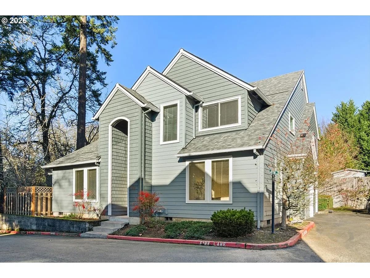 7415 SW Neptune Ter - Thumbnail 2