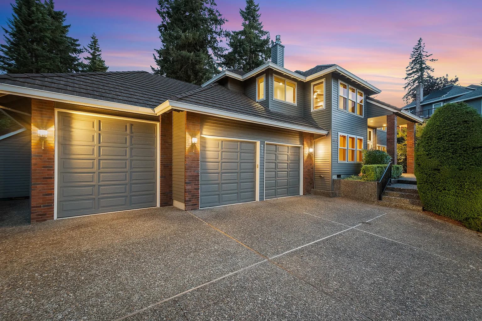 1324 Stonehaven Dr - Thumbnail 2