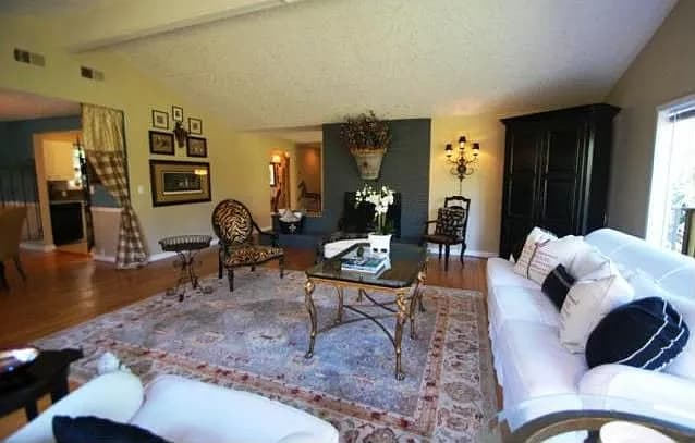 1770 Marylhurst Dr - Thumbnail 3