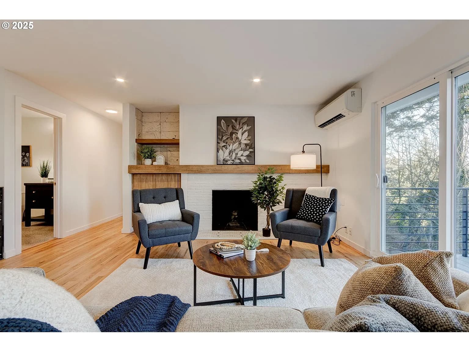 2041 Marylhurst Dr - Thumbnail 5