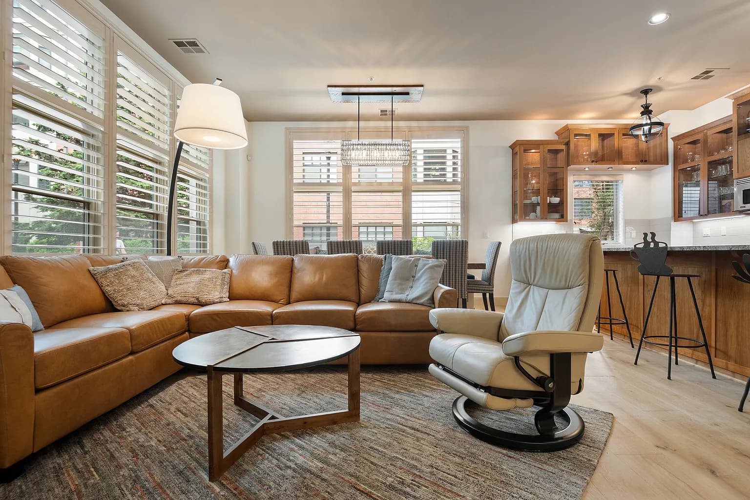 821 NW 11th Ave APT 105 - Thumbnail 5