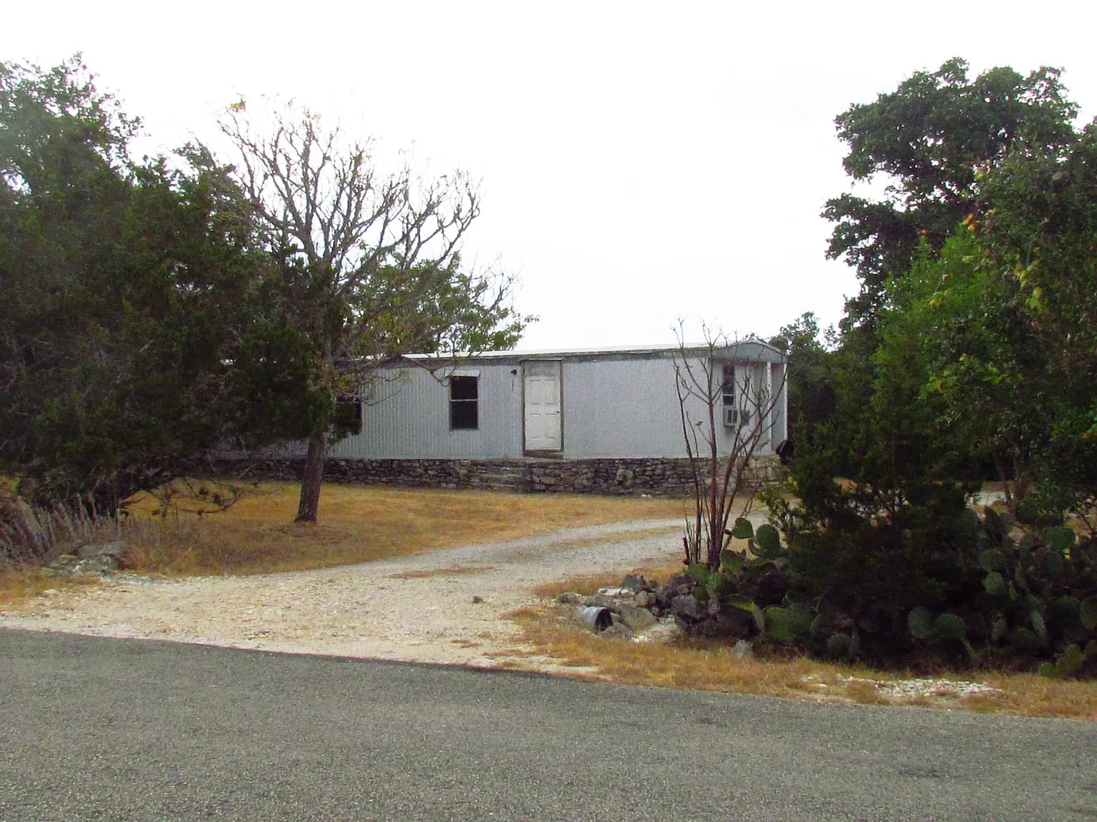 506 Henderson Dr