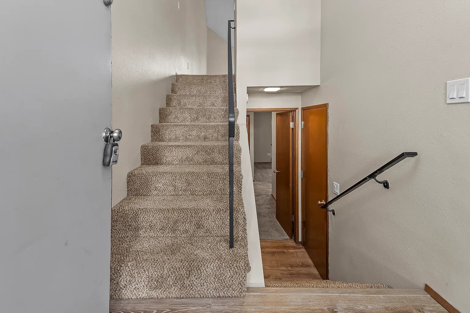 250 Cervantes - Thumbnail 2