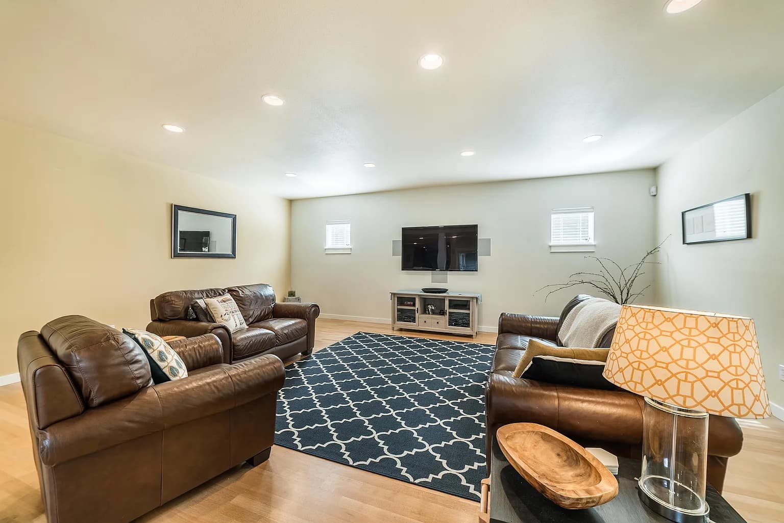 18575 Lower Midhill Dr - Thumbnail 2