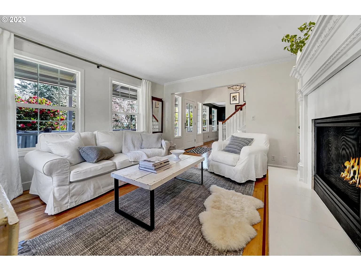 18270 Upper Midhill Dr - Thumbnail 3