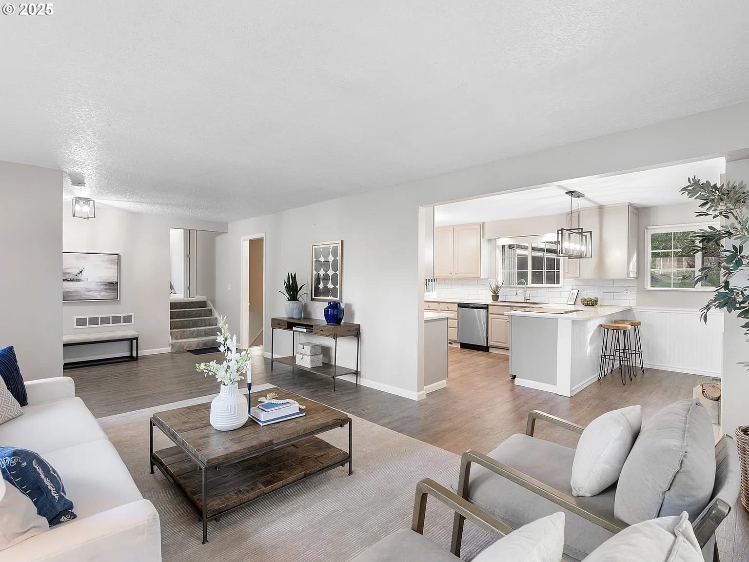 1010 Marylhurst Dr - Thumbnail 6