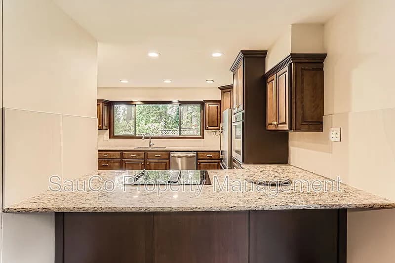 1759 Marylhurst Dr - Thumbnail 6