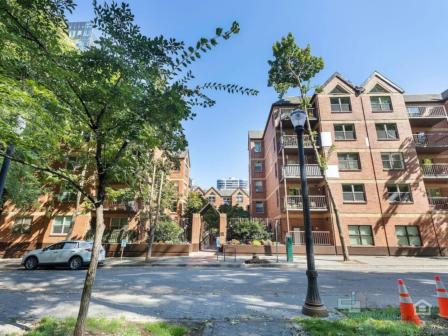 1500 SW Park Ave APT 221 - Thumbnail 3