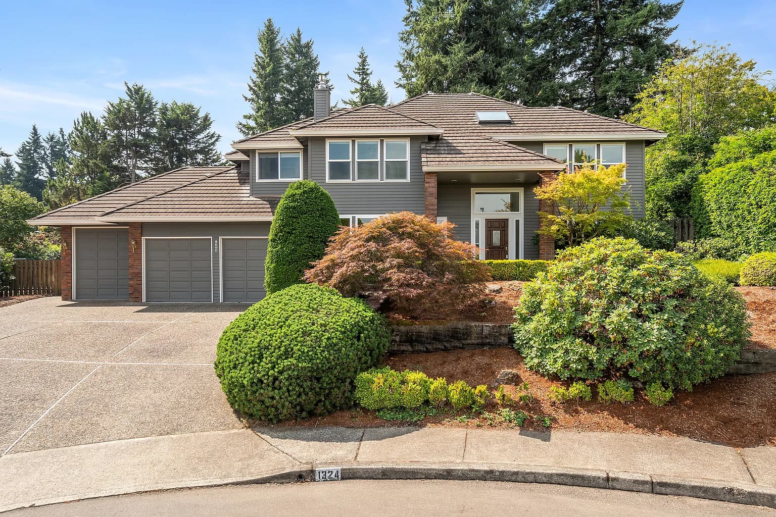 1324 Stonehaven Dr - Thumbnail 5