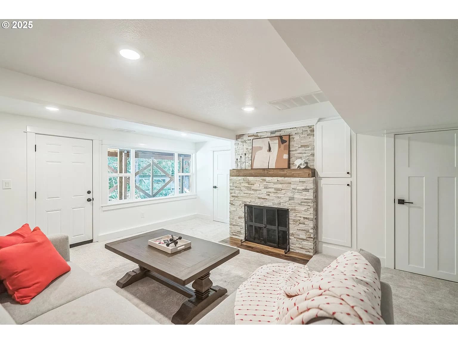 18891 Upper Midhill Dr - Thumbnail 6