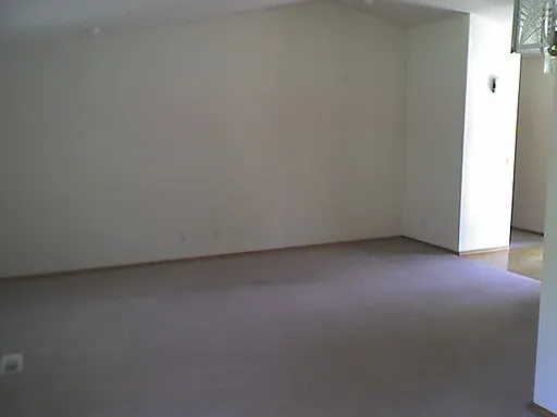 4331 SE Logus Rd - Thumbnail 6