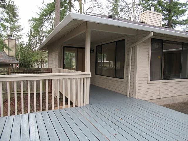 17665 SW Janell Ct - Thumbnail 4