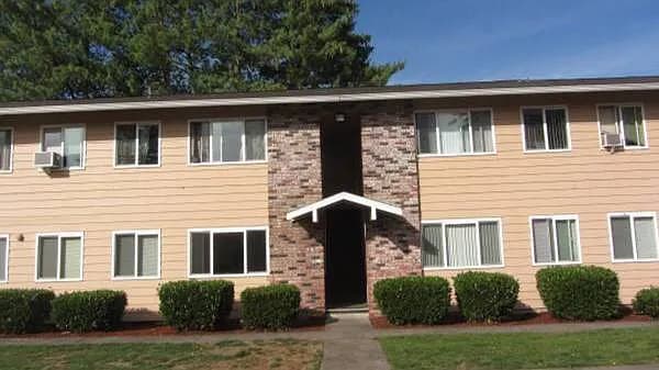 7705 SW Pfaffle St #108 - Thumbnail 2