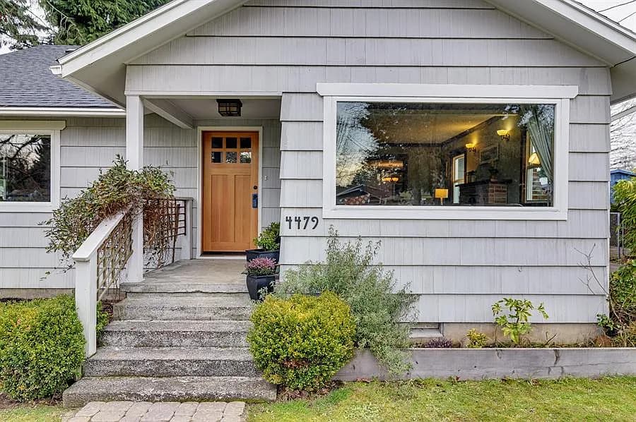 4479 SE Logus Rd - Thumbnail 3