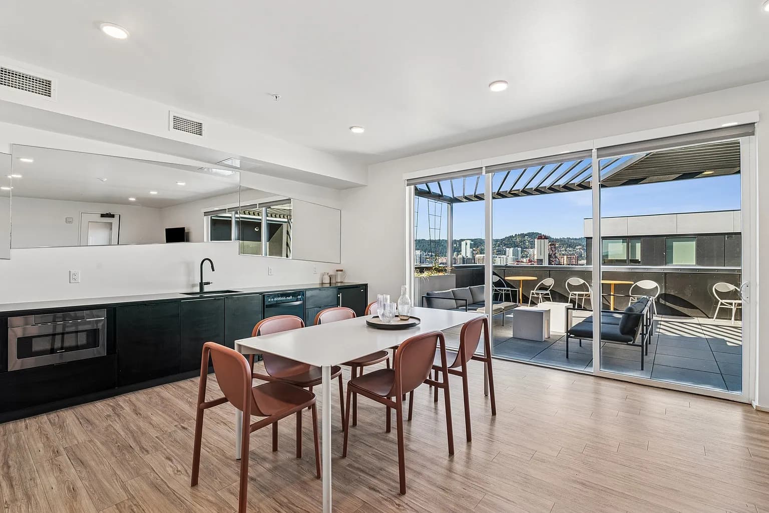 1871 N Flint Ave #105 - Thumbnail 4