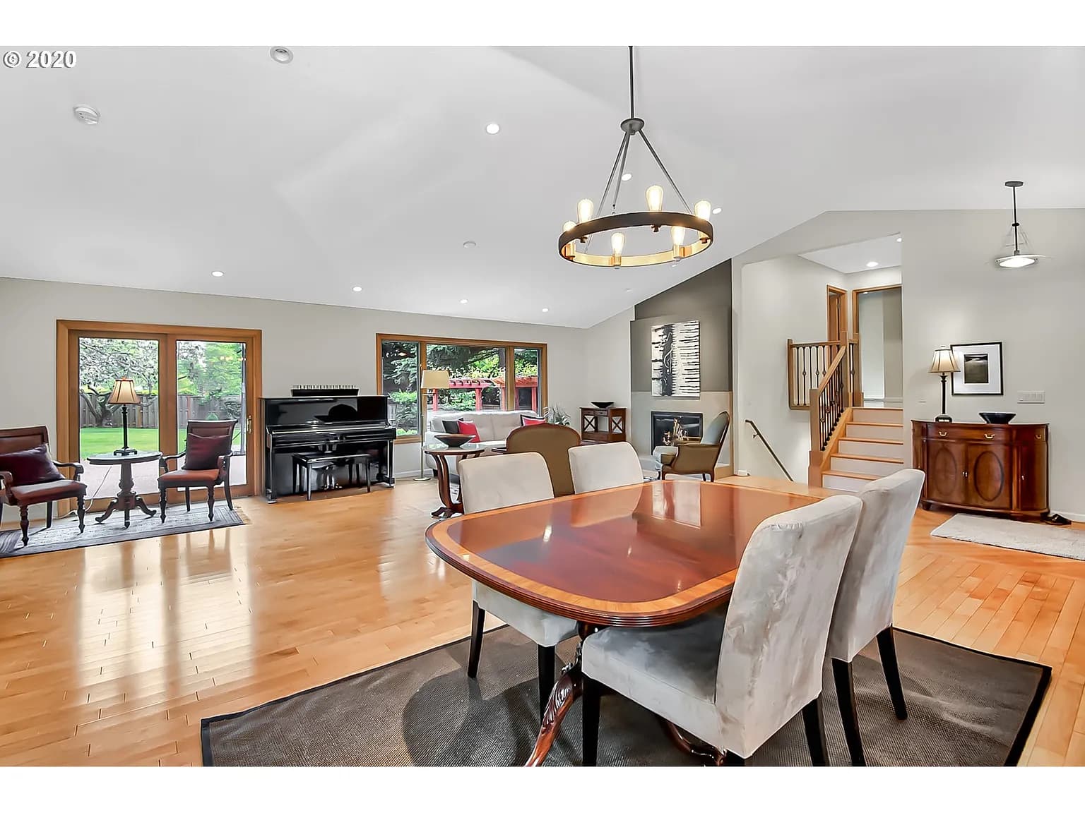 785 Marylhurst Dr - Thumbnail 5