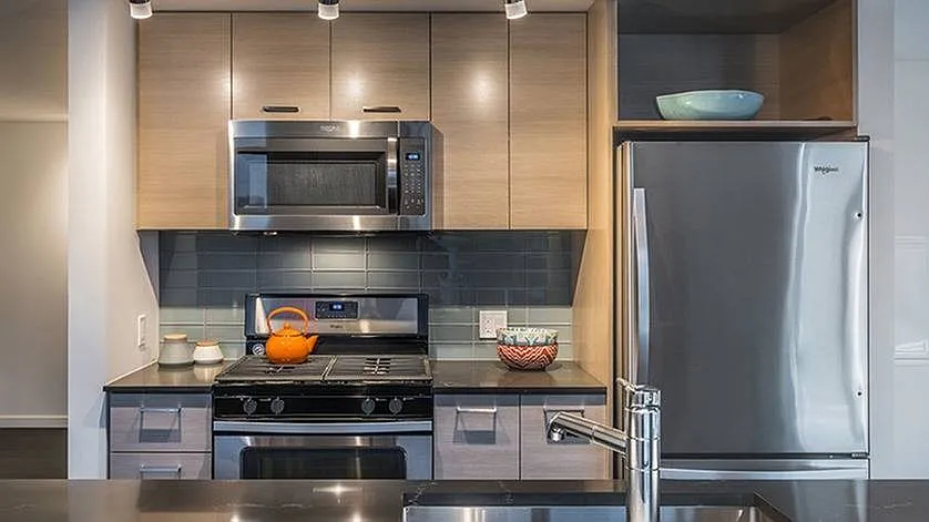 1250 NW Kearney St #1113 - Thumbnail 5