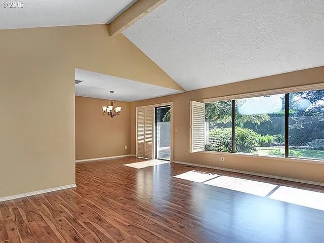 19160 Kapteyns St - Thumbnail 5