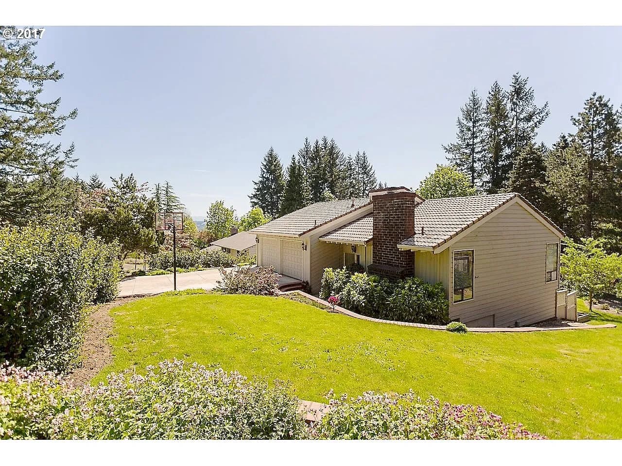 2248 Valley View Dr - Thumbnail 5