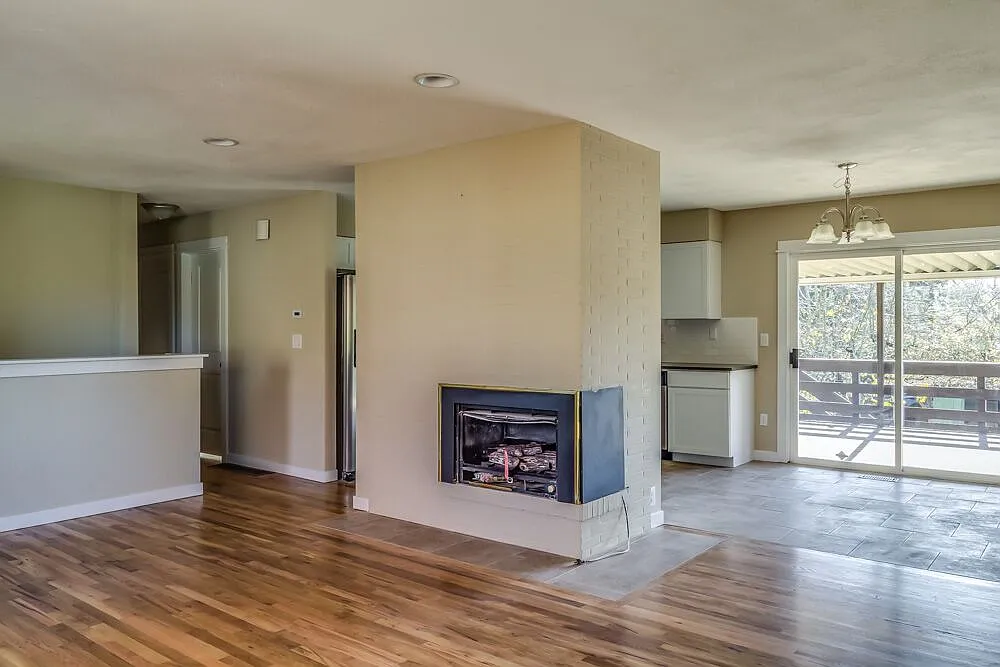 12132 SW Summer St - Thumbnail 4