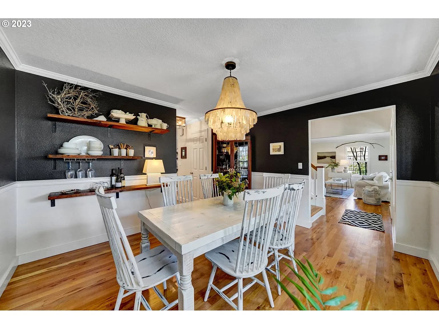 18270 Upper Midhill Dr - Thumbnail 6