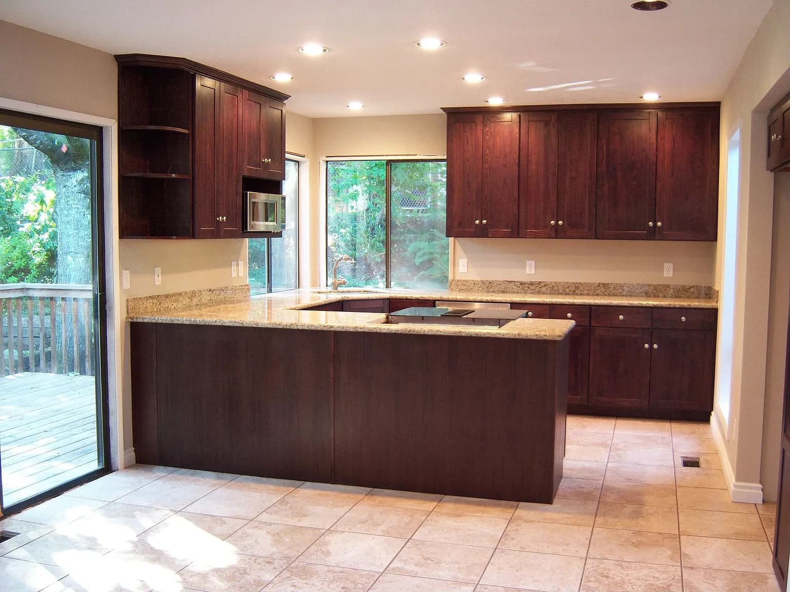 2166 Valley Ct - Thumbnail 6