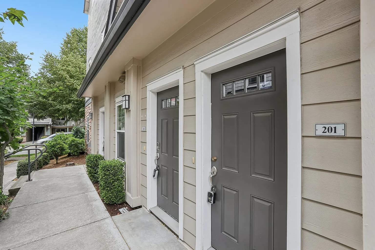 10805 NE Red Wing Way Unit 201 - Thumbnail 2