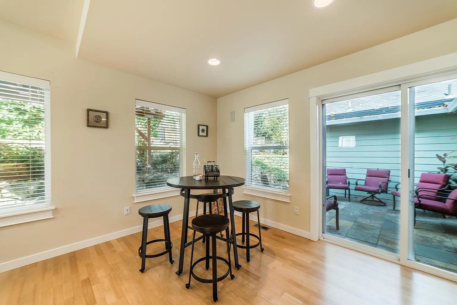 18575 Lower Midhill Dr - Thumbnail 5