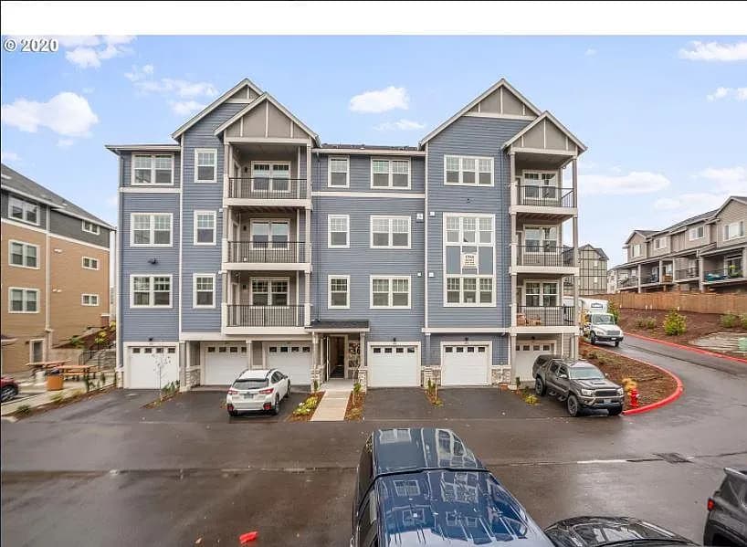 17181 SW Snowdale St #304 - Thumbnail 5