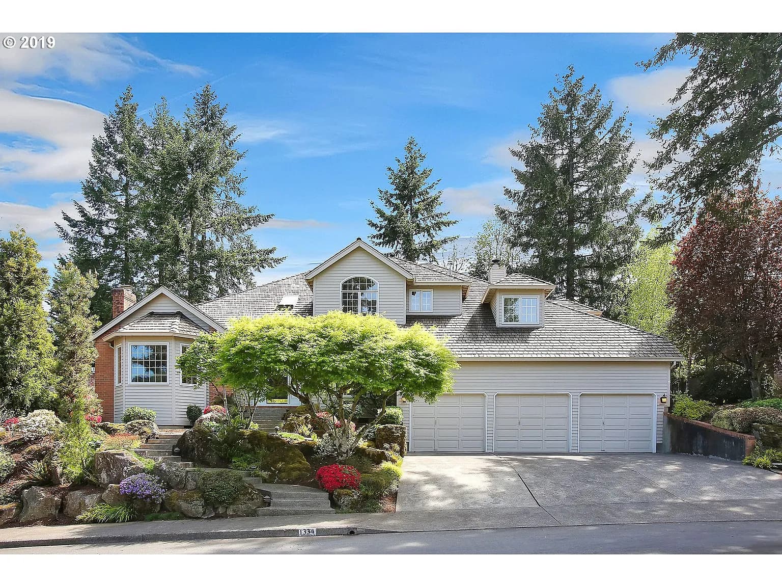 1334 Troon Dr - Thumbnail 2