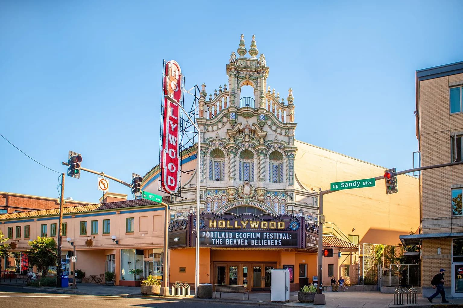 4265 NE Halsey St #517 - Thumbnail 4