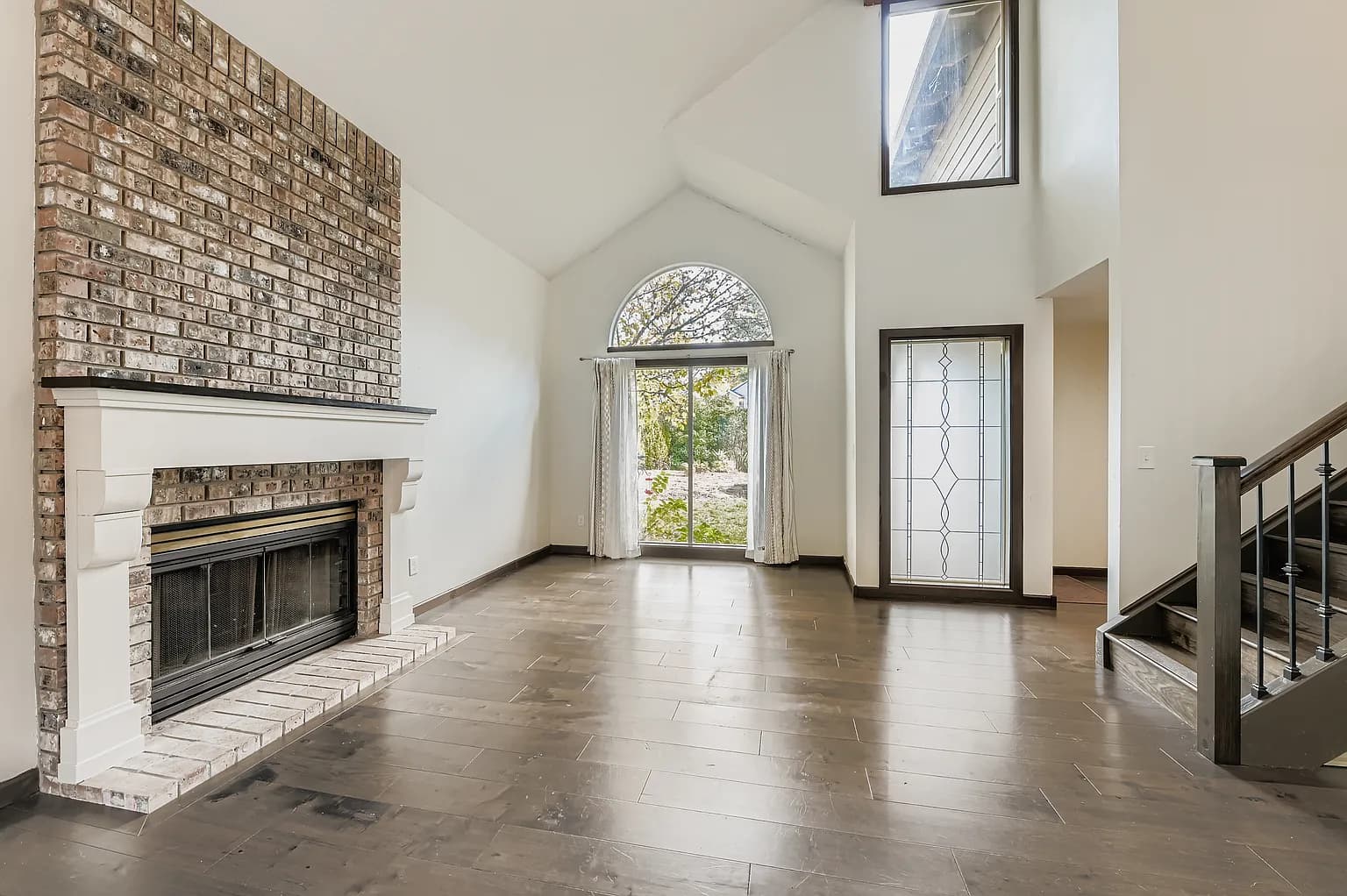 1687 SW 178th Ave - Thumbnail 6