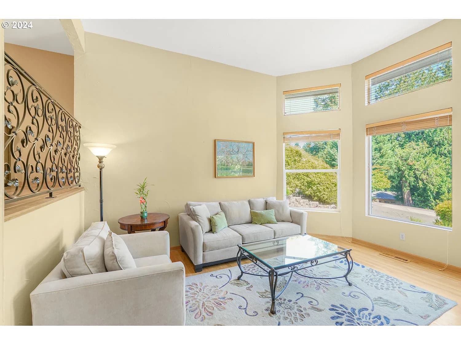 2418 Woodhaven Ct - Thumbnail 2