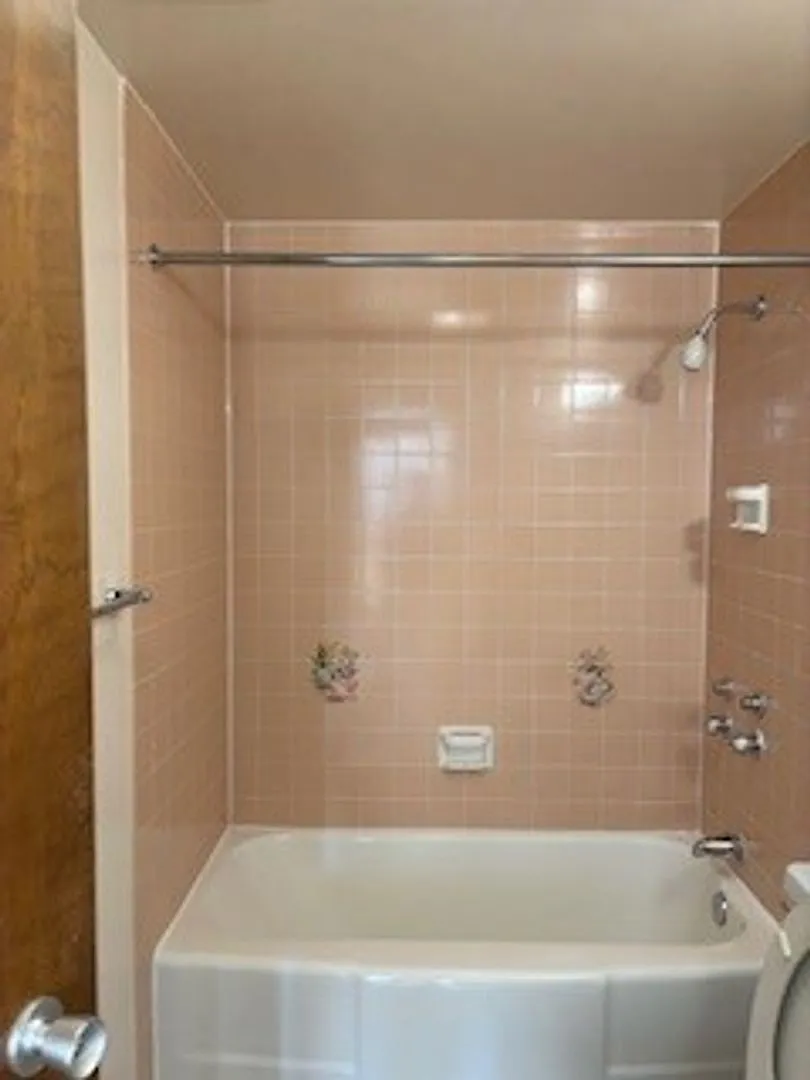 4265 NE Halsey St #204 - Thumbnail 6