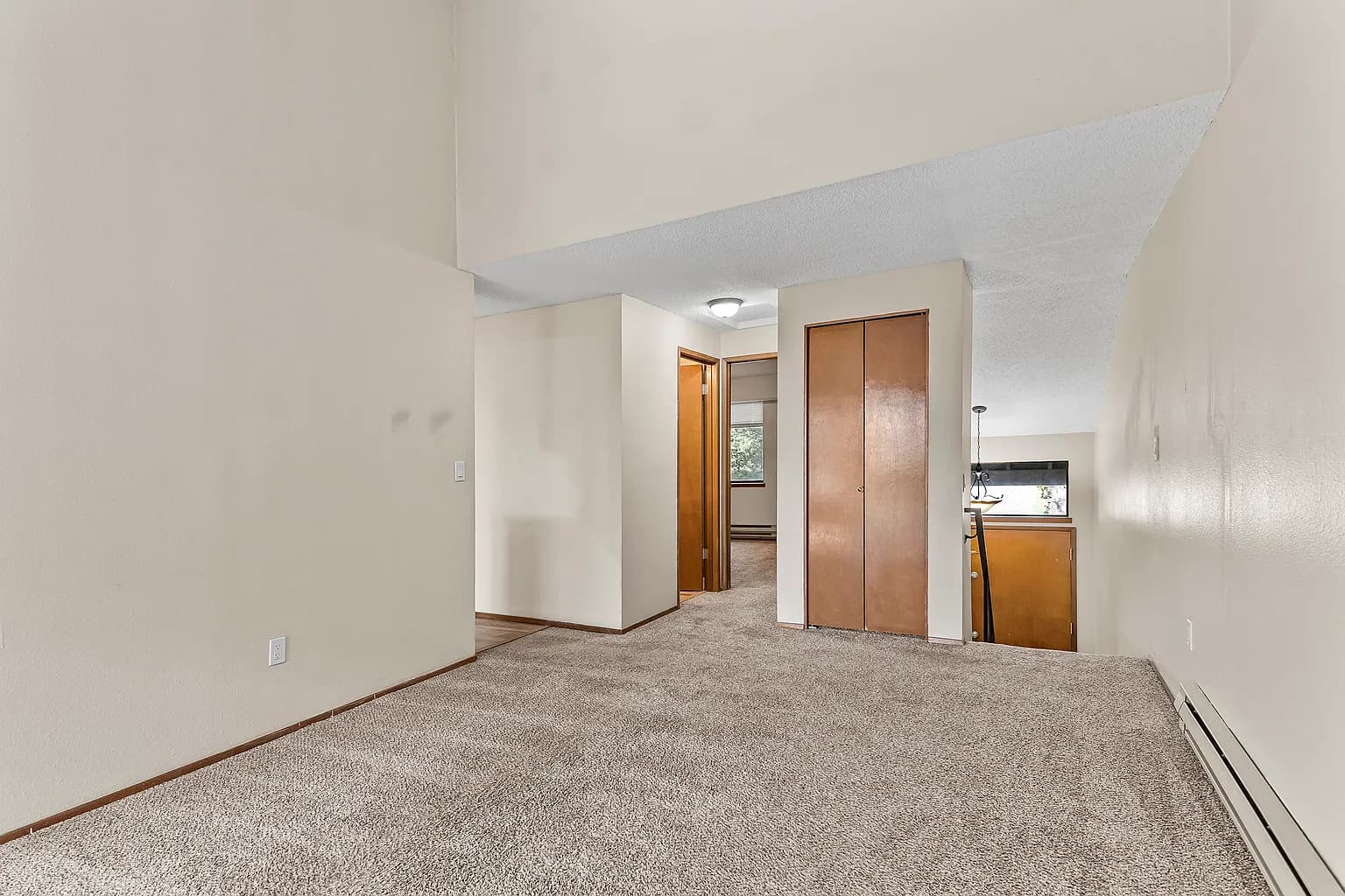 250 Cervantes - Thumbnail 4