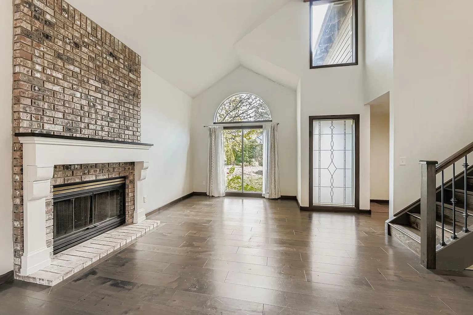 1687 SW 178th Ave - Thumbnail 6