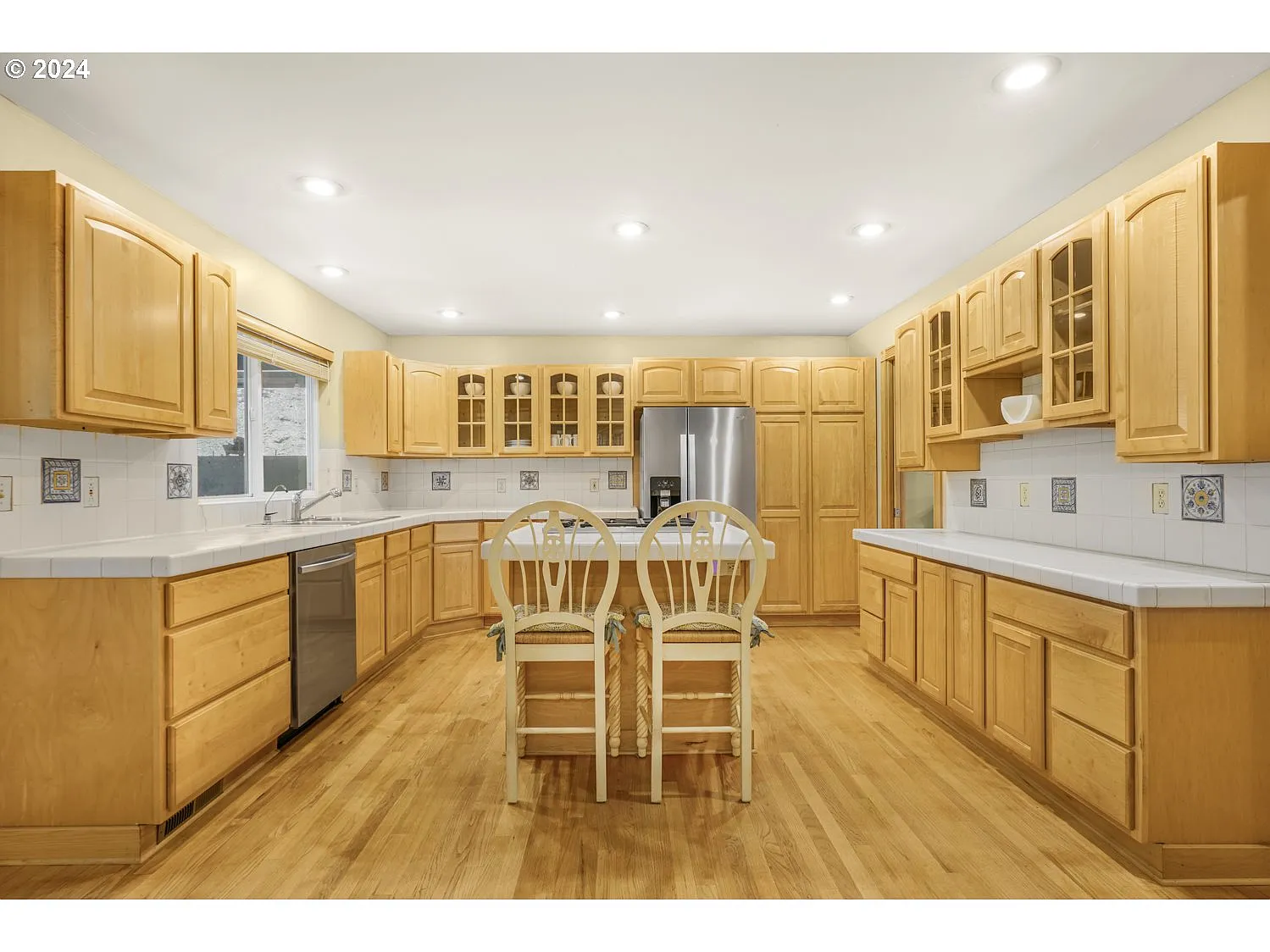 2418 Woodhaven Ct - Thumbnail 5