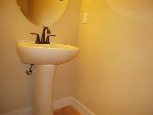 415 SW 199th Ave - Thumbnail 4