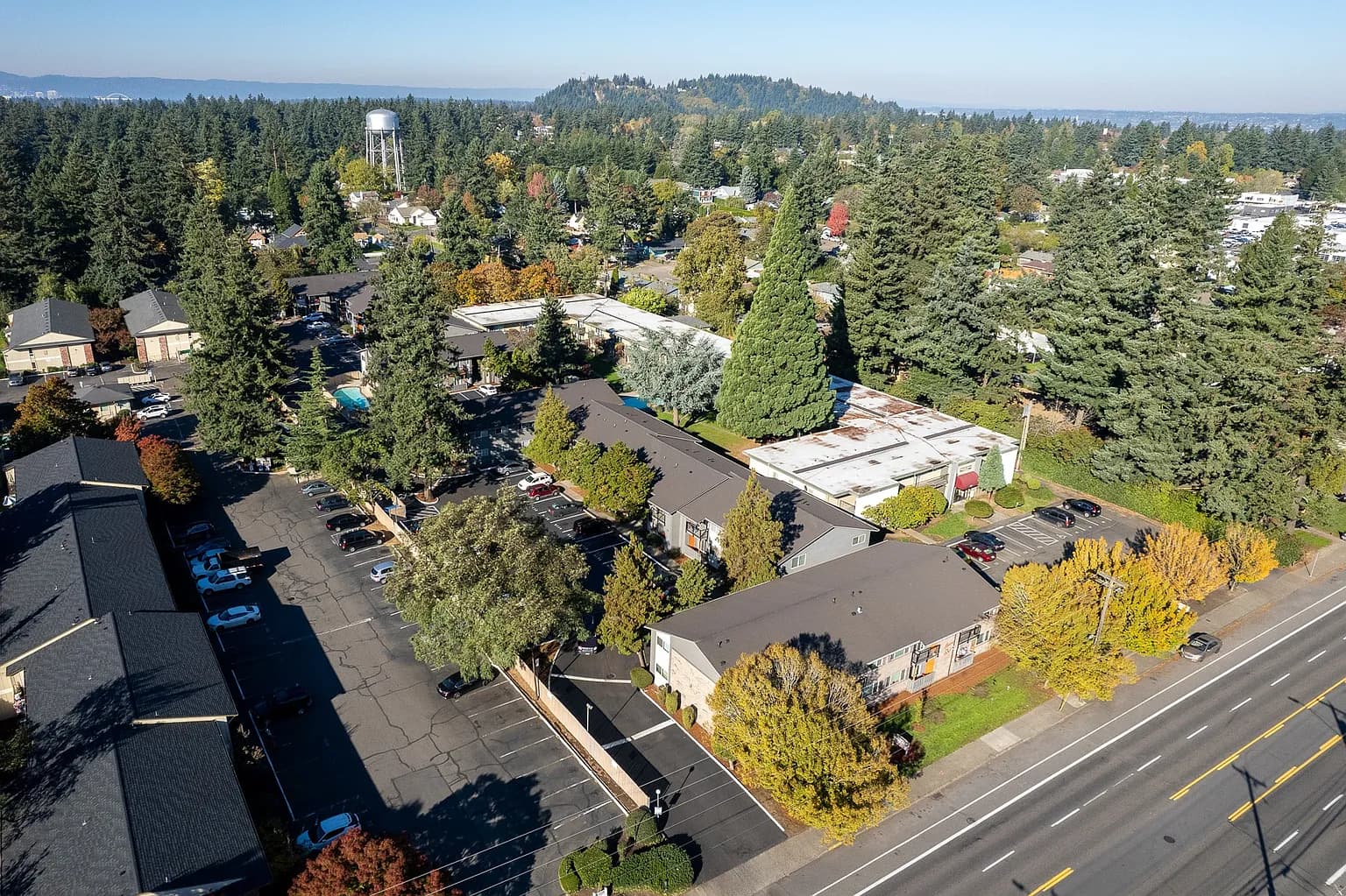 915 NE 122nd Ave #2100510 - Thumbnail 2