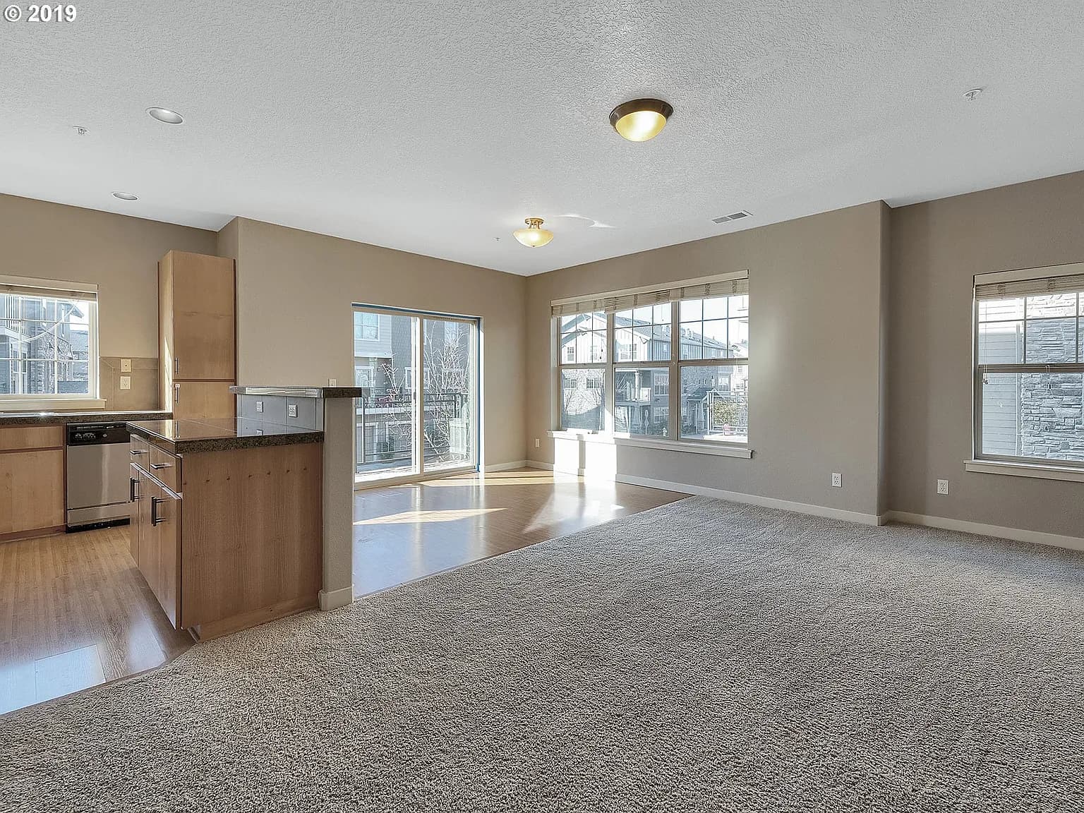 780 NW Adwick Dr - Thumbnail 5