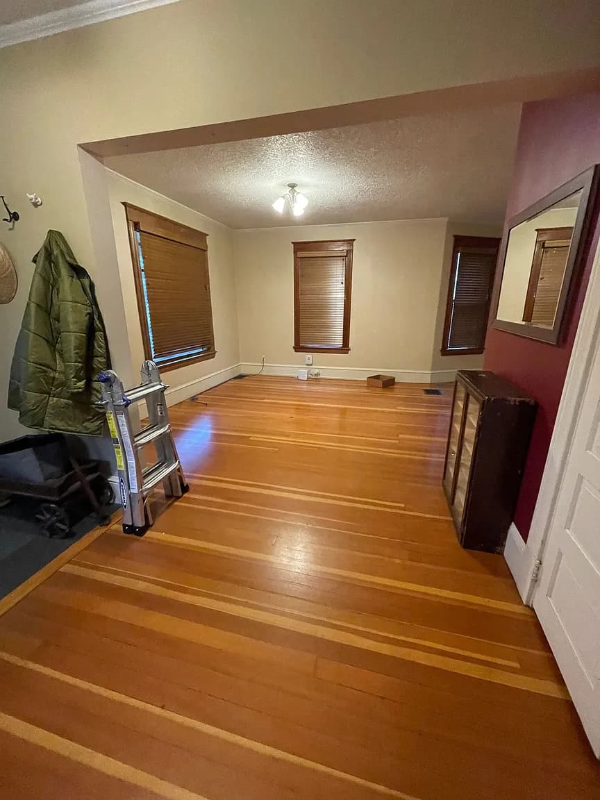 2002 NE 13th Ave - Thumbnail 3