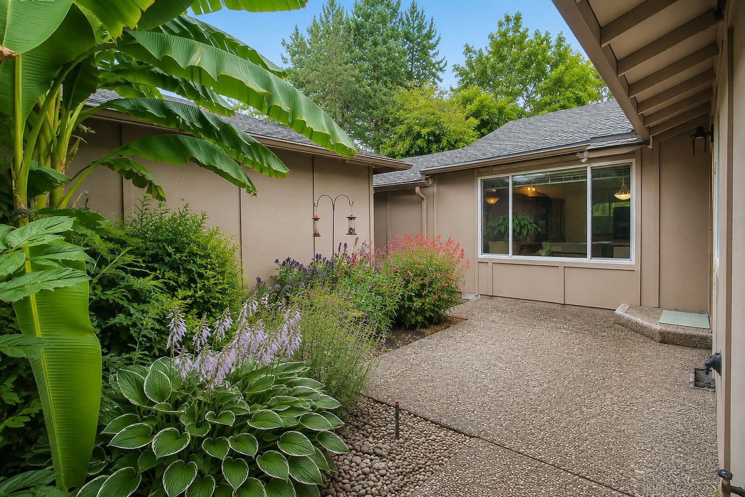 32 Condolea Dr