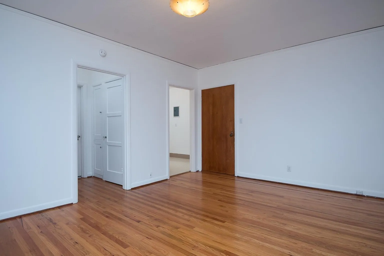 5400 NE Sandycrest Ter #5685-1 - Thumbnail 3