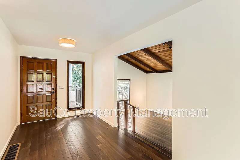 1759 Marylhurst Dr - Thumbnail 3