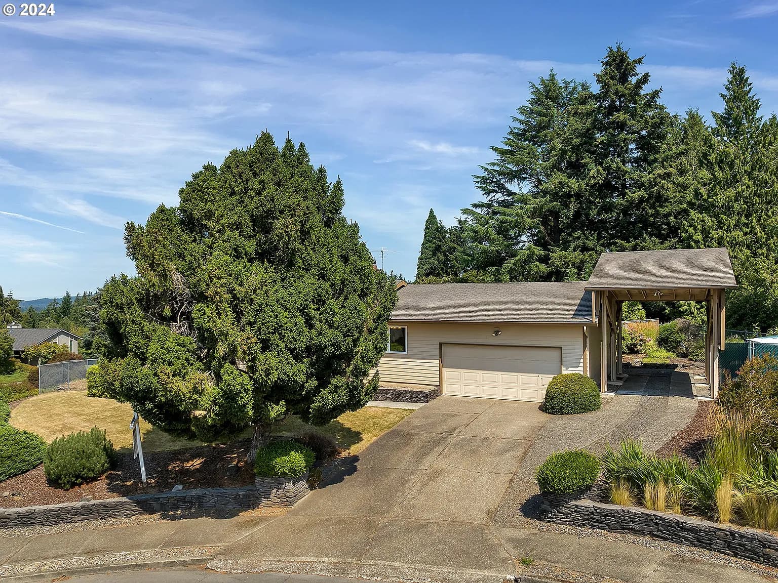 19666 Kapteyns St - Thumbnail 3