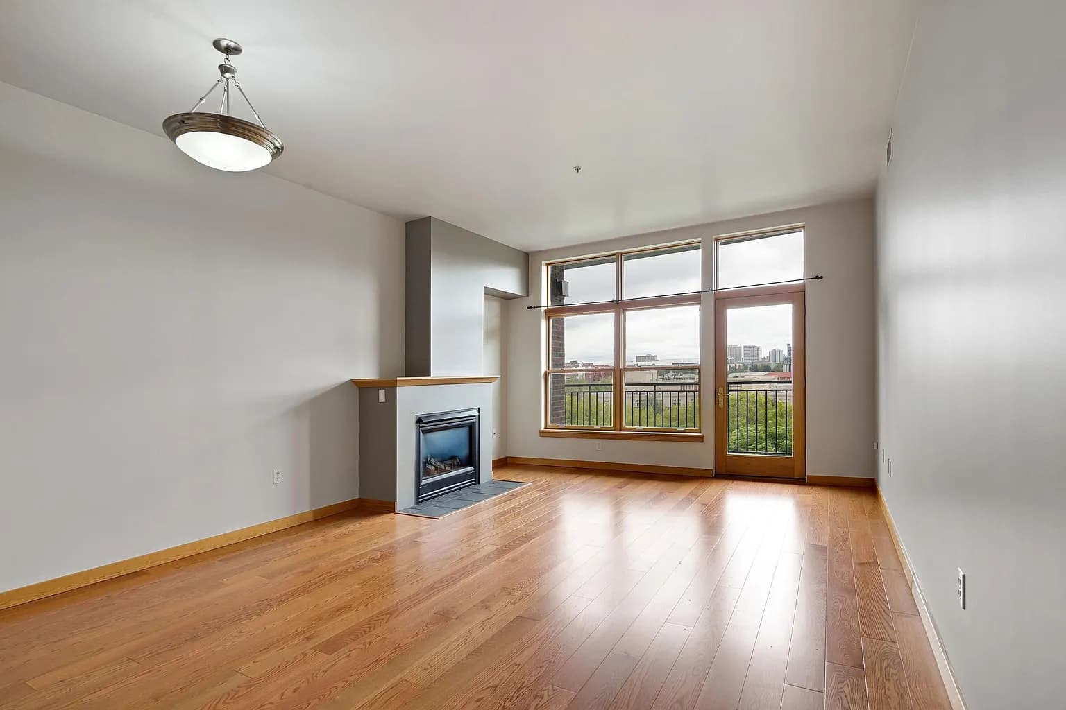 821 NW 11th Ave APT 505