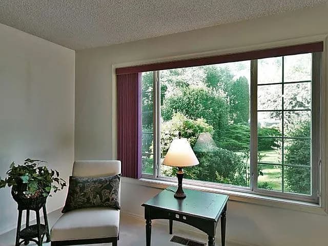 2565 Woodhill Ct - Thumbnail 6